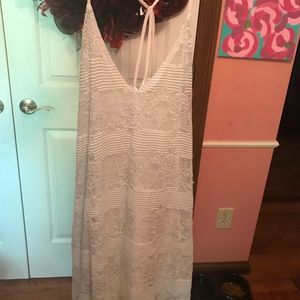 Francesca’s white dress